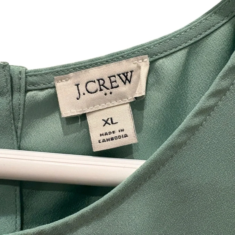 J. Crew Mint Green Sleeveless Blouse/ Shell